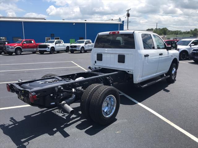 2026 RAM 3500 Chassis RAM 3500 TRADESMAN CREW CAB CHASSIS 4X4 60 CA