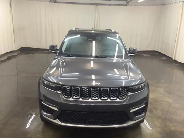 2022 Jeep Grand Cherokee Summit 4x4