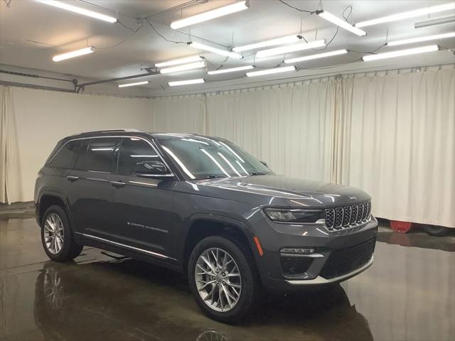 2022 Jeep Grand Cherokee Summit 4x4