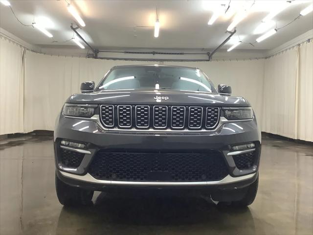 2022 Jeep Grand Cherokee Summit 4x4