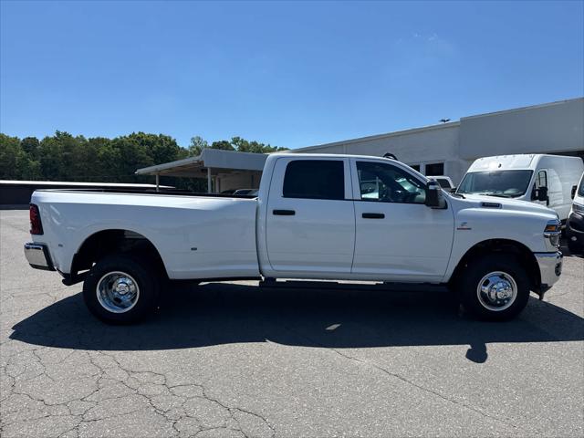 2026 RAM Ram 3500 RAM 3500 TRADESMAN CREW CAB 4X4 8 BOX 2026 RAM Ram 3500 RAM 3500 TRADESMAN CREW CAB 4X4 8 BOX