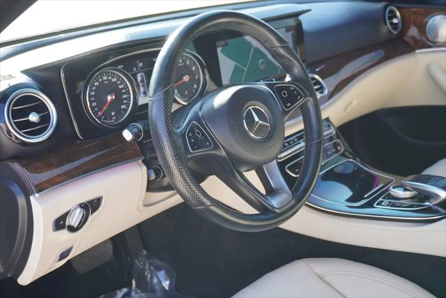 2017 Mercedes-Benz E-CLASS E 300 E 300