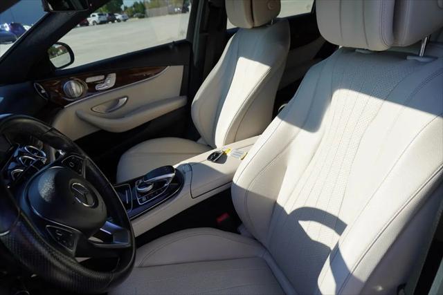 2017 Mercedes-Benz E-CLASS E 300 E 300