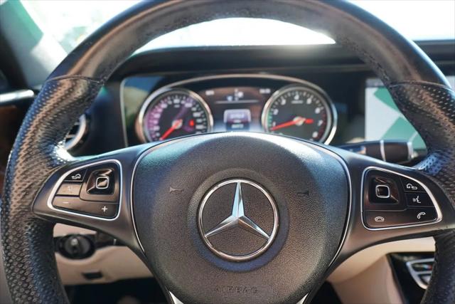 2017 Mercedes-Benz E-CLASS E 300 E 300