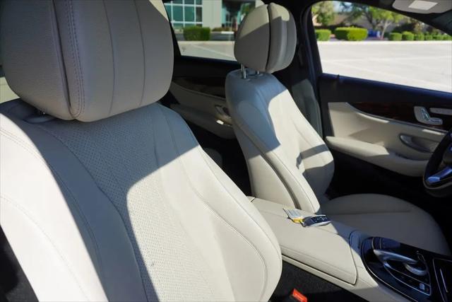 2017 Mercedes-Benz E-CLASS E 300 E 300