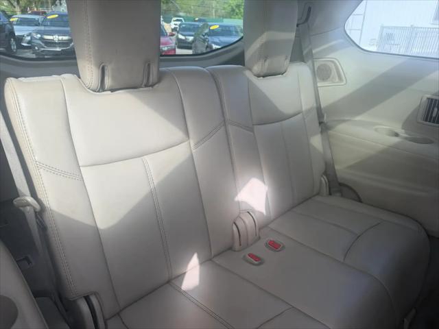2015 Nissan Pathfinder SL