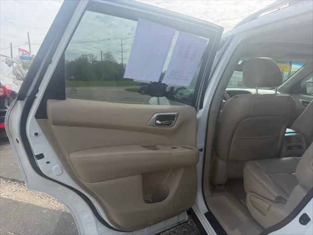 2015 Nissan Pathfinder SL