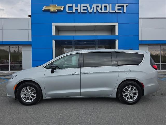 2024 Chrysler Pacifica Touring L 2024 Chrysler Pacifica Touring L