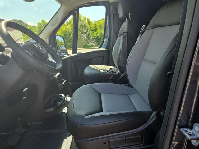 2026 Ram ProMaster Cargo Van Tradesman High Roof 159 WB w/Pass Seat