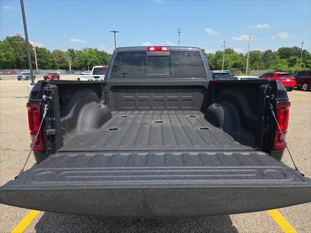2026 Ram 2500 Black Express Crew Cab 4x4 6'4" Box