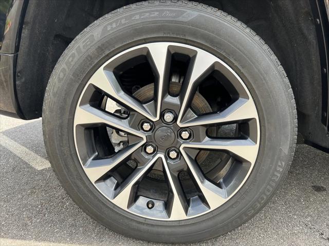 2022 Jeep Grand Cherokee Overland 4x4