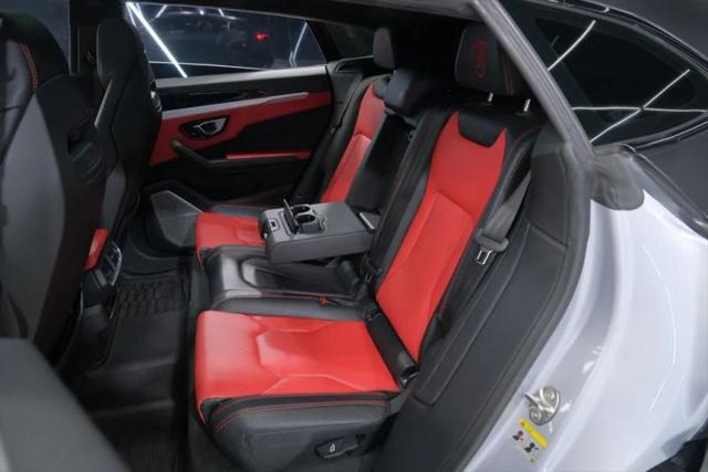 2020 Lamborghini Urus Base