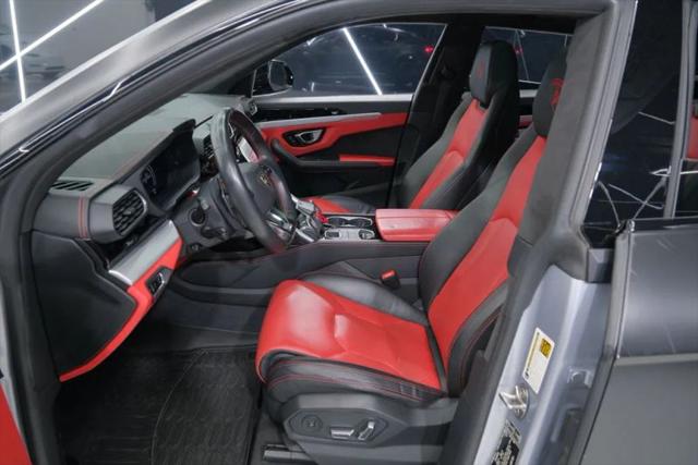 2020 Lamborghini Urus Base