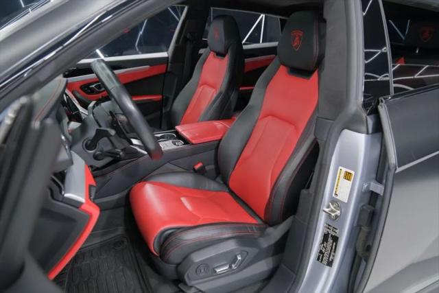2020 Lamborghini Urus Base