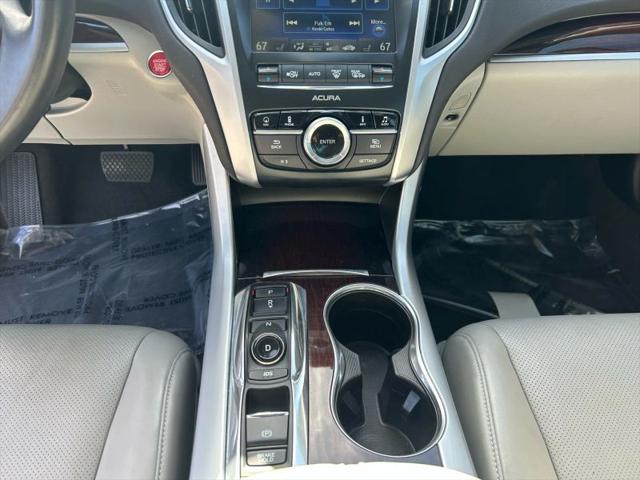 2017 Acura TLX w/Technology Package