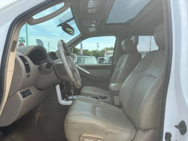 2010 Nissan Pathfinder LE