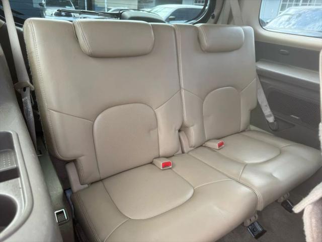 2010 Nissan Pathfinder LE