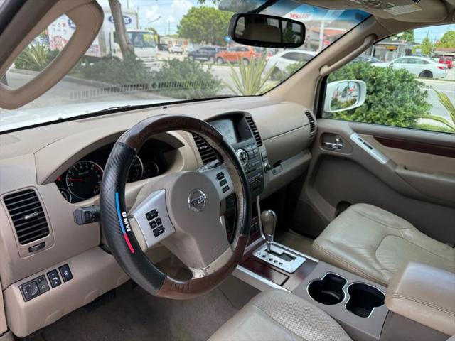 2010 Nissan Pathfinder LE