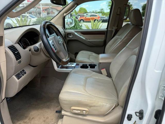 2010 Nissan Pathfinder LE