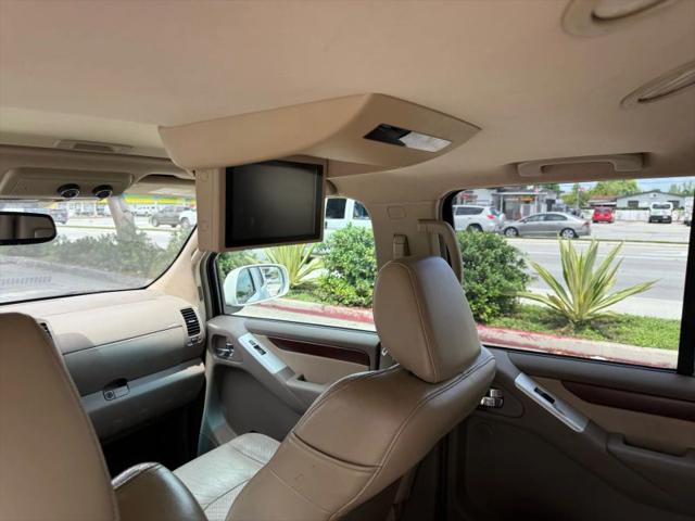 2010 Nissan Pathfinder LE