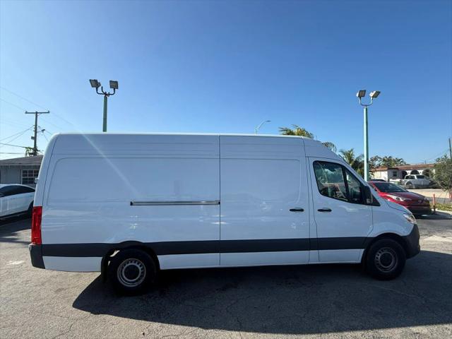 2024 Mercedes-Benz Sprinter 2500 High Roof 4-Cyl Diesel