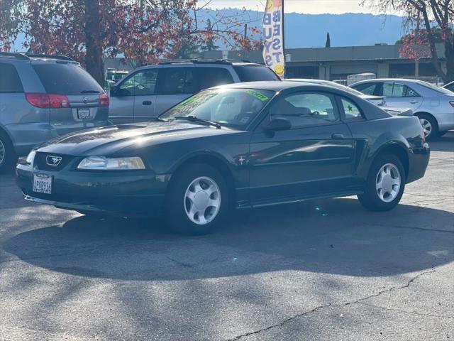 2000 Ford Mustang GT