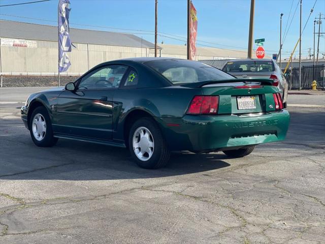 2000 Ford Mustang GT
