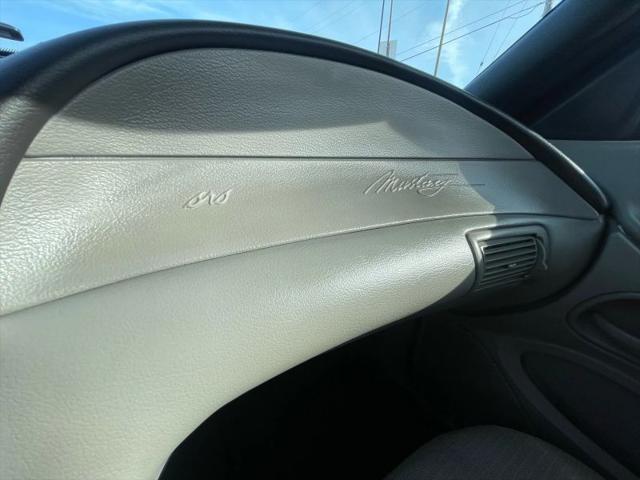 2000 Ford Mustang GT