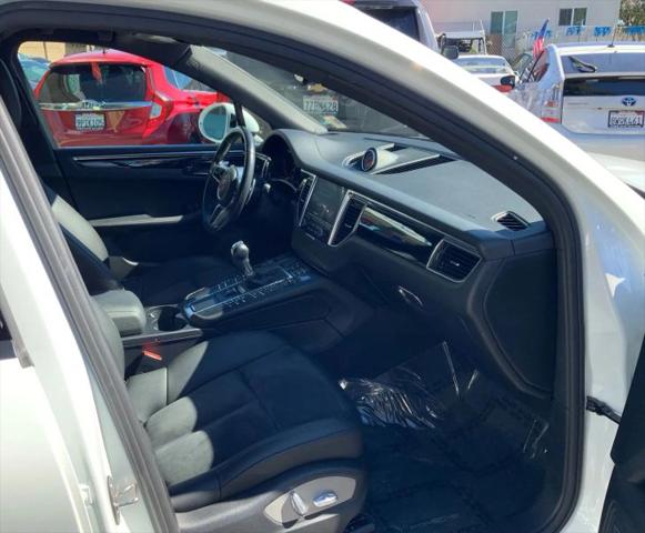 2018 Porsche Macan Sport Edition