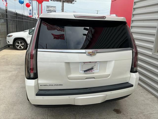 2015 Cadillac Escalade Luxury