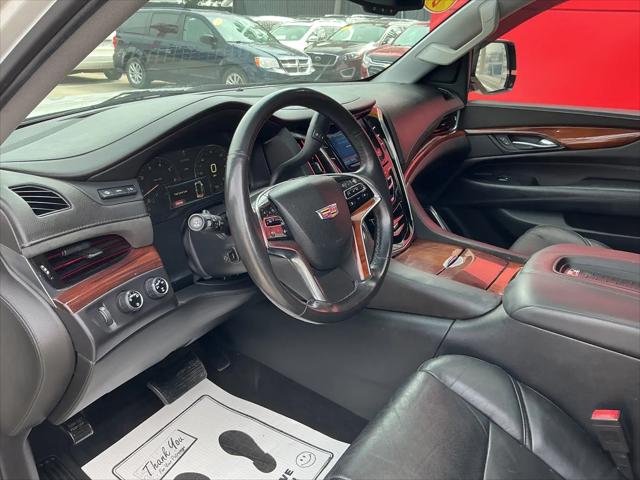 2015 Cadillac Escalade Luxury