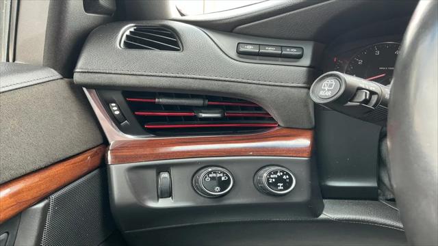 2015 Cadillac Escalade Luxury