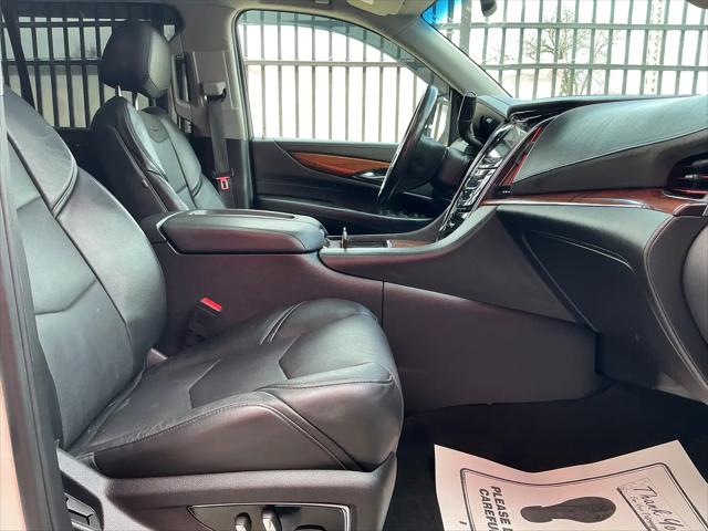 2015 Cadillac Escalade Luxury