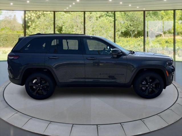 2025 Jeep Grand Cherokee GRAND CHEROKEE LIMITED 4X4 2025 Jeep Grand Cherokee GRAND CHEROKEE LIMITED 4X4