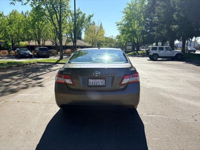 2011 Toyota Camry LE