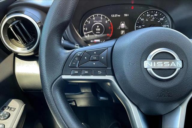 2024 Nissan Kicks SV Xtronic CVT