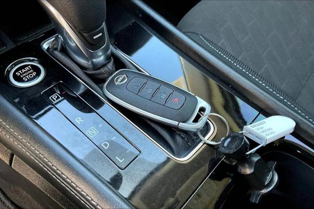 2024 Nissan Kicks SV Xtronic CVT
