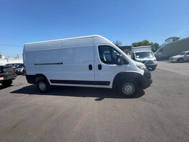 2025 Ram ProMaster 2500 Cargo Van Tradesman High Roof 159" WB w/Pass Seat