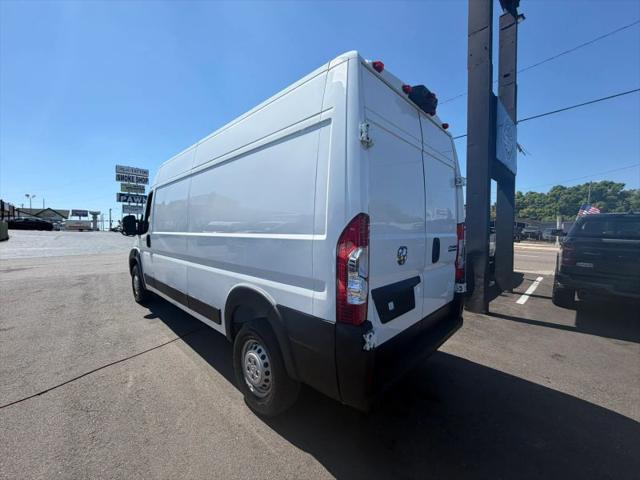 2025 Ram ProMaster 2500 Cargo Van Tradesman High Roof 159" WB w/Pass Seat