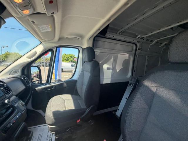 2025 Ram ProMaster 2500 Cargo Van Tradesman High Roof 159" WB w/Pass Seat