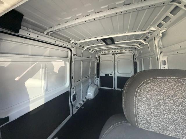 2025 Ram ProMaster 2500 Cargo Van Tradesman High Roof 159" WB w/Pass Seat