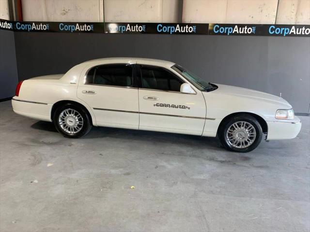 2006 Lincoln Town Car Signature