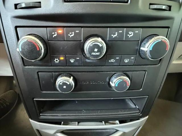2008 Dodge Grand Caravan SE