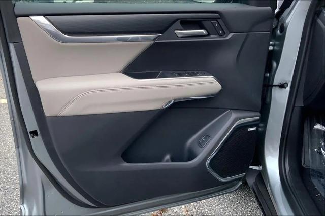 2026 GMC Acadia Elevation FWD