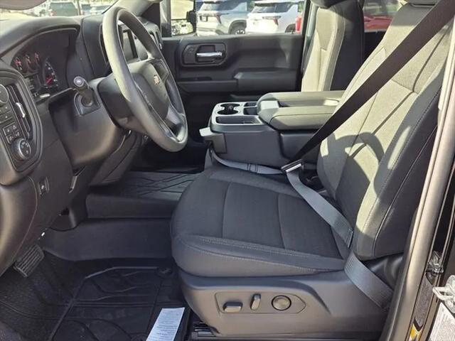 2026 Chevrolet Silverado 2500HD Crew Cab, Standard Bed, WT, 4WD
