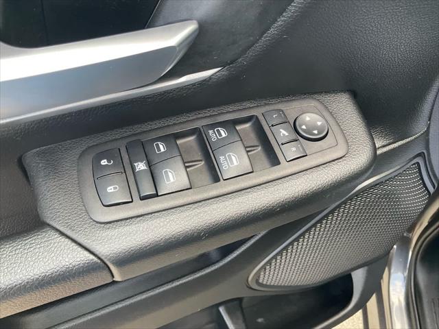 2023 Ram 1500 Big Horn Crew Cab 4x4 5'7" Box