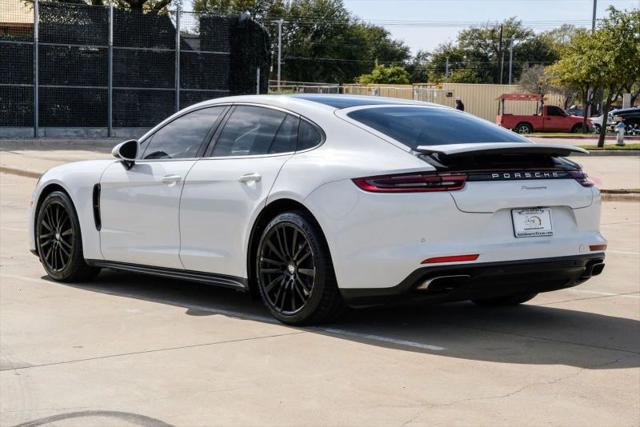 2018 Porsche Panamera 4