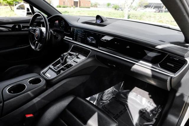 2018 Porsche Panamera 4