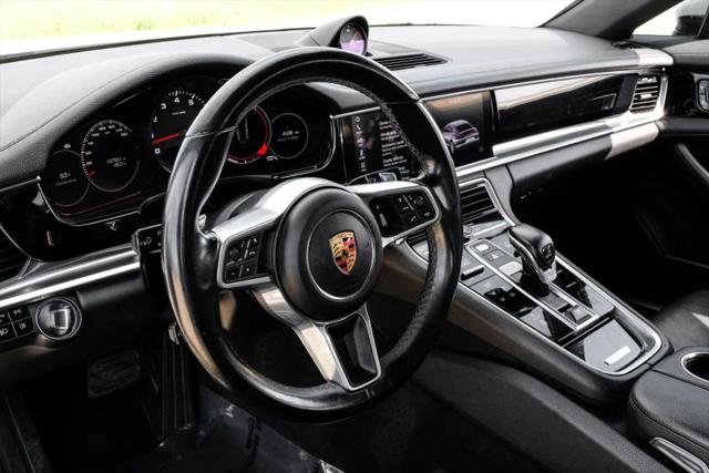 2018 Porsche Panamera 4