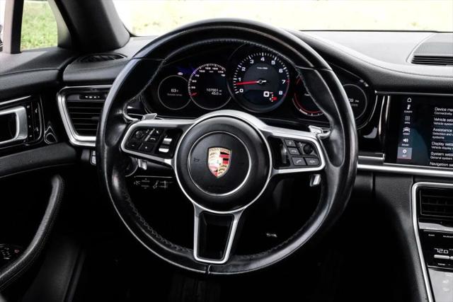 2018 Porsche Panamera 4